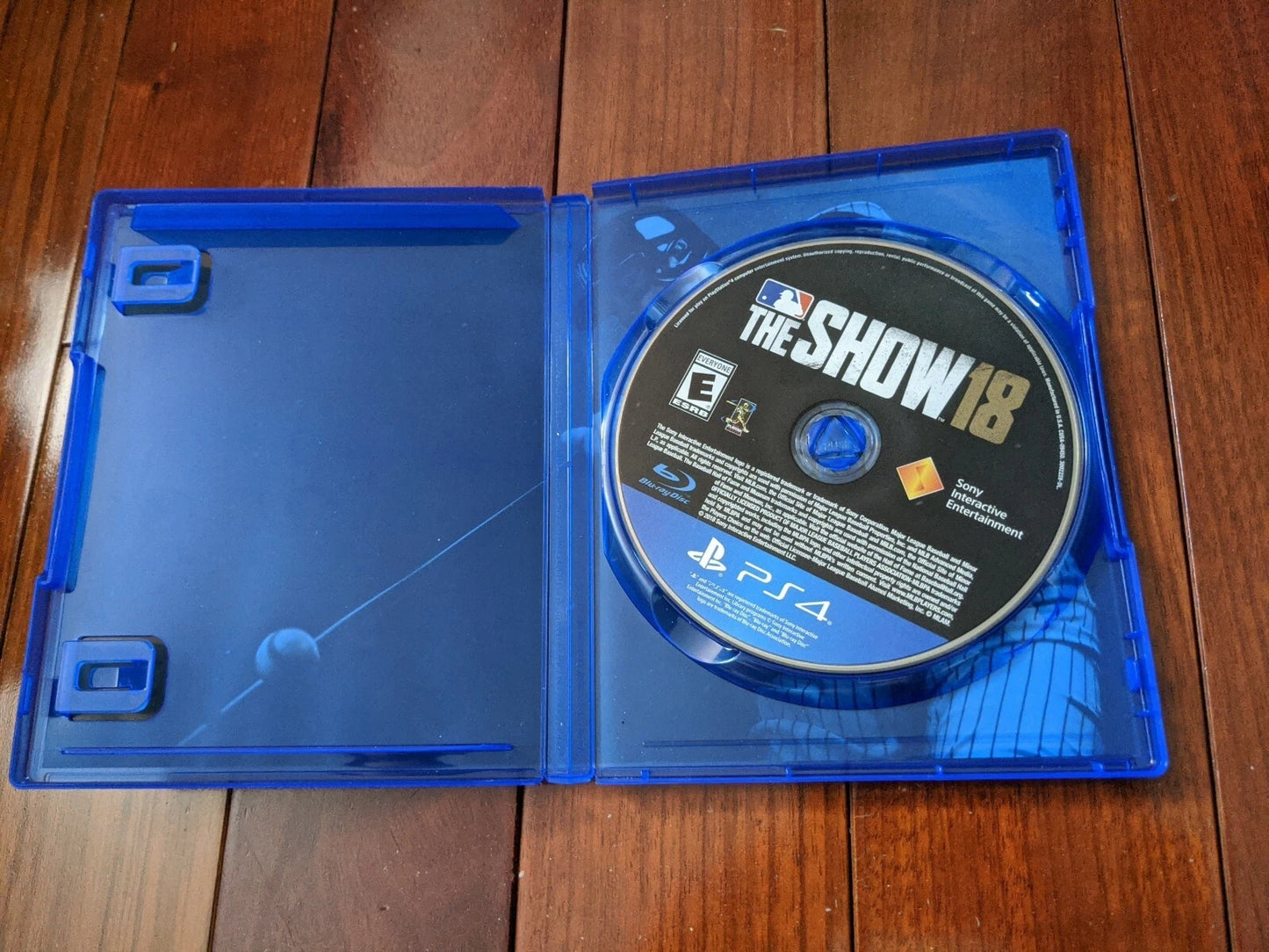 MLB The Show 18 (PlayStation 4, 2018) USED